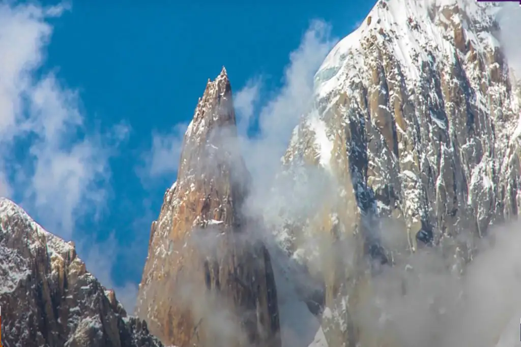 lady finger mountain peak in hunza valley gilgit