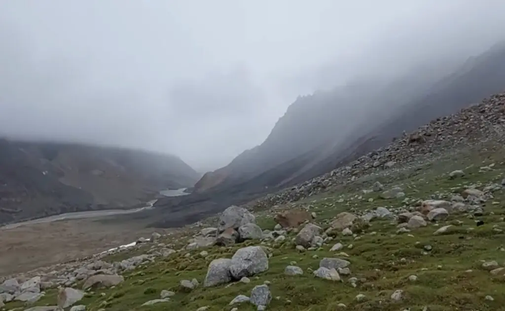 shimshal valley pass