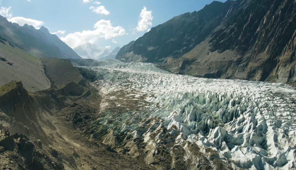 Ghulkin Glacier